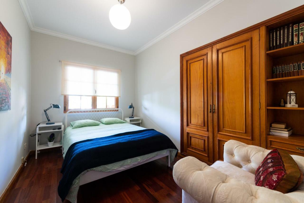 Luxury Home Pool - Tennis Court - Parking Villa *