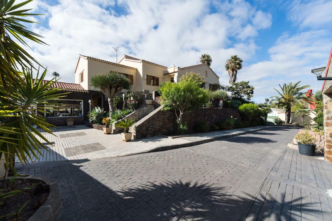 Luxury Home Pool - Tennis Court - Parking